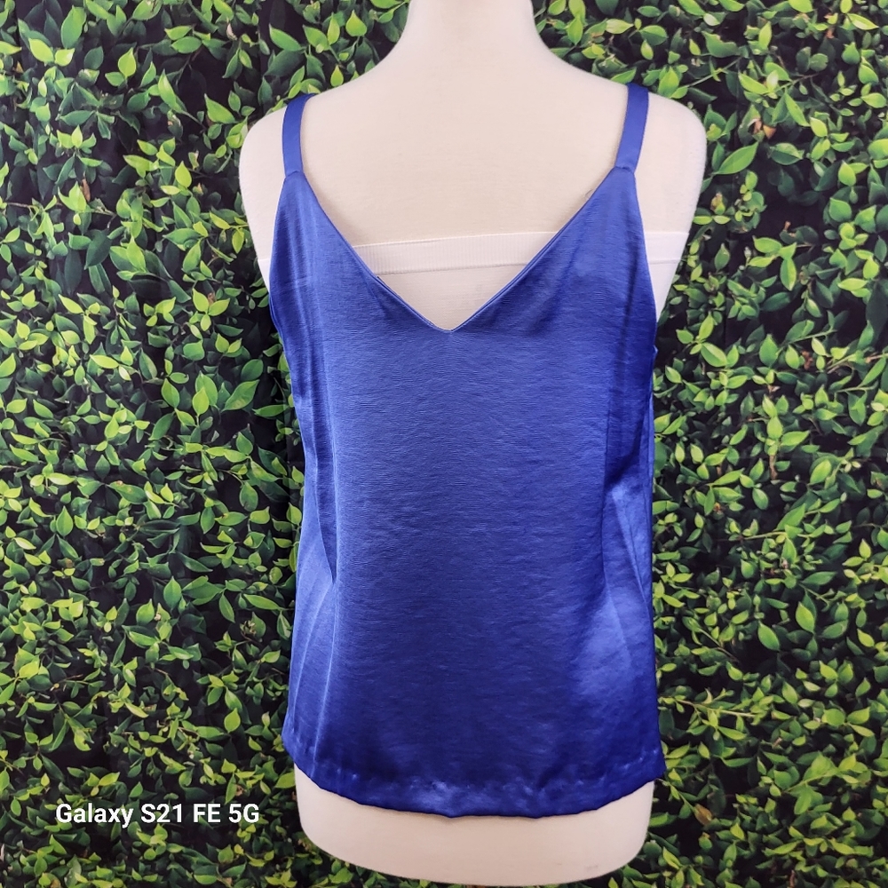 Blue BR Silk V-Neck Sleeveless Cami Medium - Picture 2 of 4